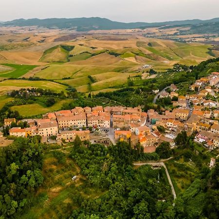 Il Sole Alla Terra Terricciola ภายนอก รูปภาพ